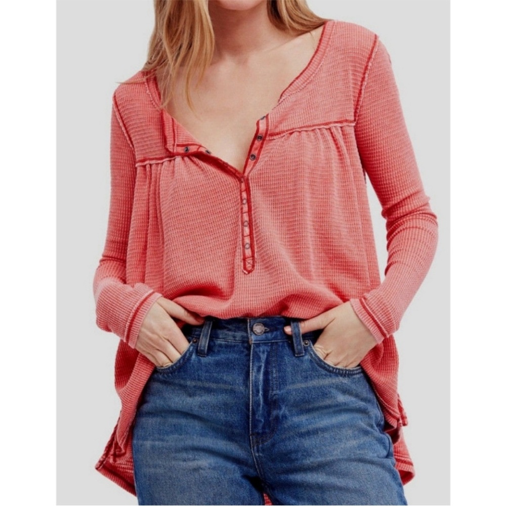 We The People Free People Red Kai Henley Long Sleeve BOHO Knit Tunic Size Large